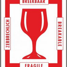 Stickers/ etiketten Voorzichtig Breekbaar 500 stuks 4 talen 110x80mm