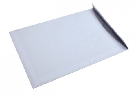 Envelop Quantore akte C4 229x324mm zelfklevend wit 25stuks